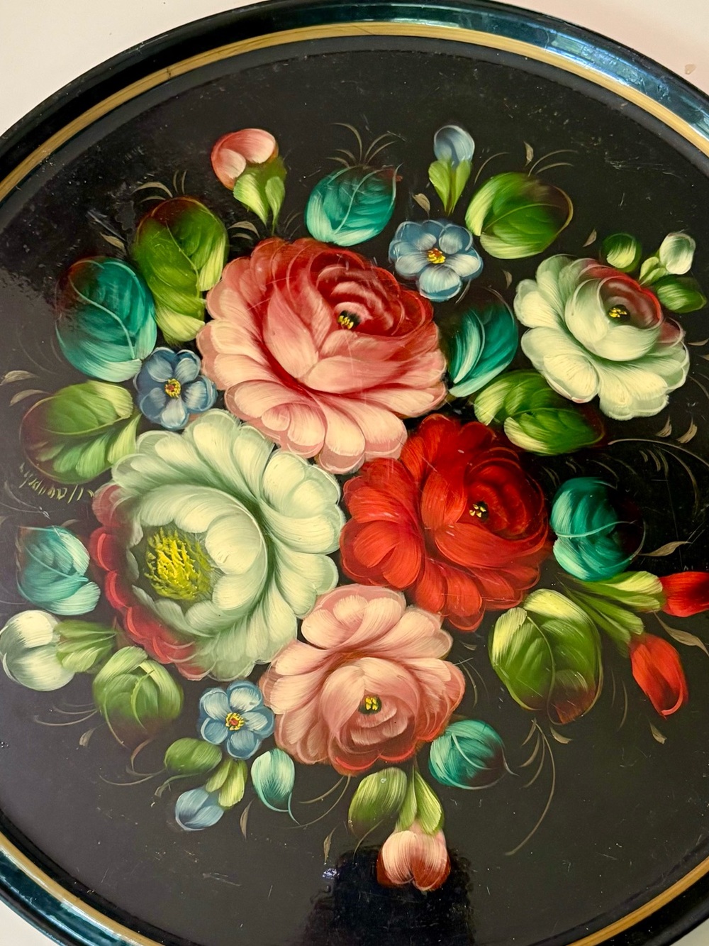VINTAGE Hand-Painted Floral Metal Tray - Black Background with Multicolor Roses - Picture 4 of 4